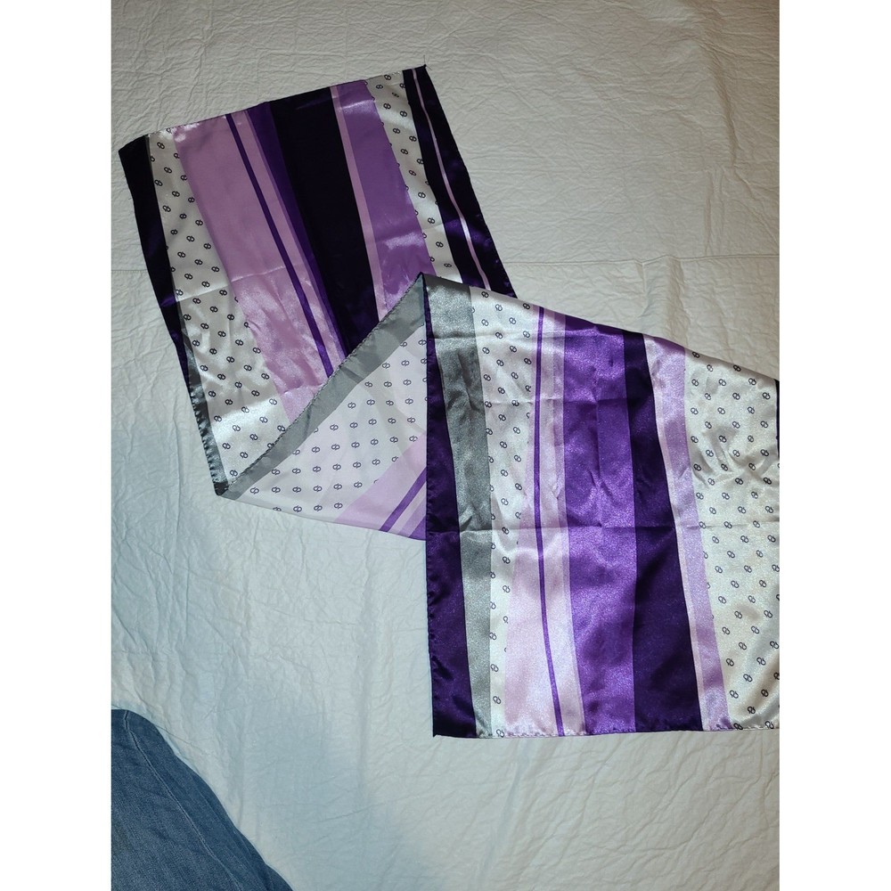 Aizhemers association purple scarf